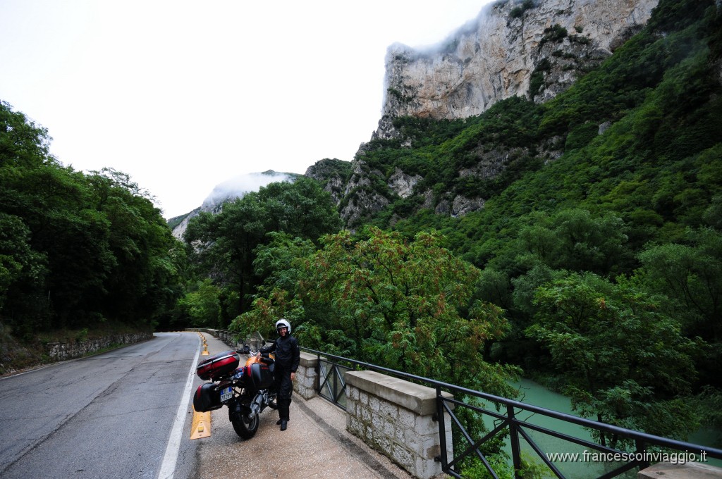 Gola del Furlo  2011.07.24_1.JPG